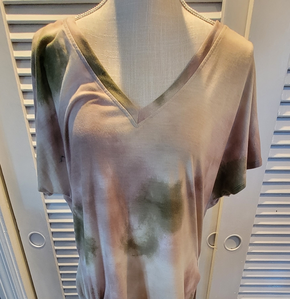 Pink and green tie-dye t shirt